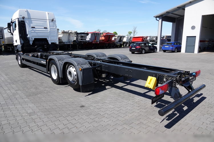 MAN TGX 26.520 / 6x2 / RAMA DŁ. 9.1M / OŚ PODNOSZONA / SKRĘTNA  / DO ZABUDOWY / FABRYCZNIE NOWY  zdjęcie 3