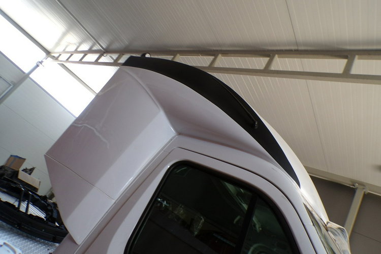 Renault Master auto pomoc auto laweta pomoc drogowa zdjęcie 6