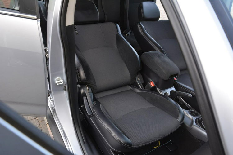 Outlander 2.0(147KM)Lift pół-Skóry Klima Hak ASO Mitsubishi do końca zdjęcie 17