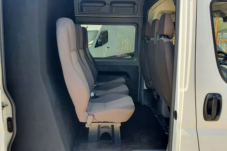 Peugeot Boxer Brygadówka 6 -osób.2.0HDI 130KM, L3H2 Salon PL I WŁ F.Vat23 %, zadbany zdjęcie 14