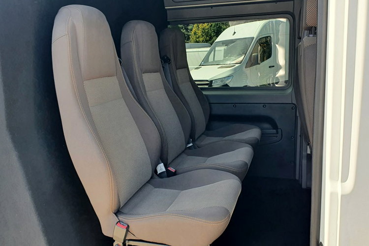 Peugeot Boxer Brygadówka 6 -osób.2.0HDI 130KM, L3H2 Salon PL I WŁ F.Vat23 %, zadbany zdjęcie 15