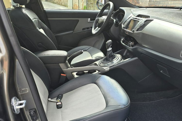 Kia Sportage Skóry Alcantara Ledy Kamera Panorama Dach zdjęcie 21