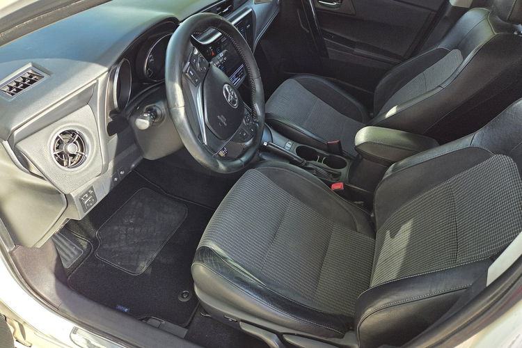 Toyota Auris 1.8 HSD PRESTIGE Full Led Hand Free Skóra Ast. Parkowania Serwis zdjęcie 10