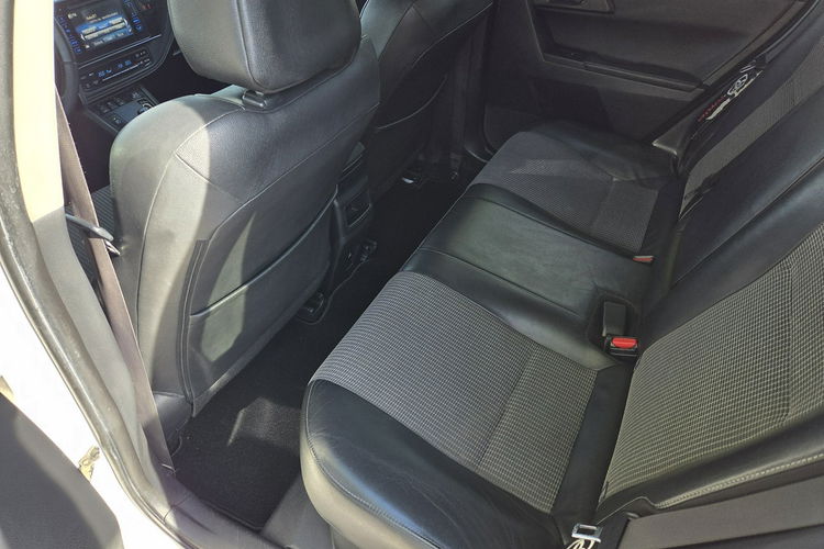 Toyota Auris 1.8 HSD PRESTIGE Full Led Hand Free Skóra Ast. Parkowania Serwis zdjęcie 19