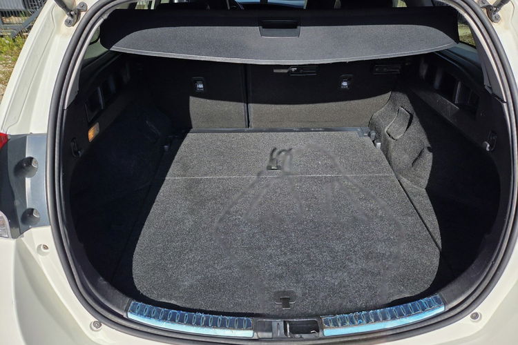 Toyota Auris 1.8 HSD PRESTIGE Full Led Hand Free Skóra Ast. Parkowania Serwis zdjęcie 20