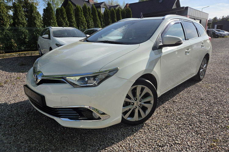 Toyota Auris 1.8 HSD PRESTIGE Full Led Hand Free Skóra Ast. Parkowania Serwis zdjęcie 3