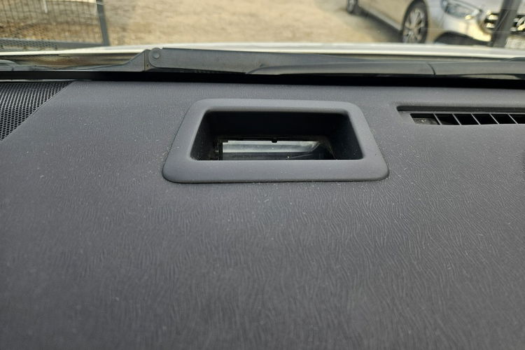 Toyota Prius+ 1.8 HSD 136KM Hand free 7 osobowy Bezwypadkowy zdjęcie 13