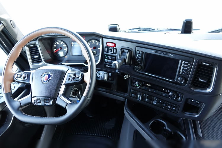 Scania R 450 / RETARDER / HYDRAULIKA / FULL AIR MATIC / PO KONTRAKCIE SERWISOWYM zdjęcie 28