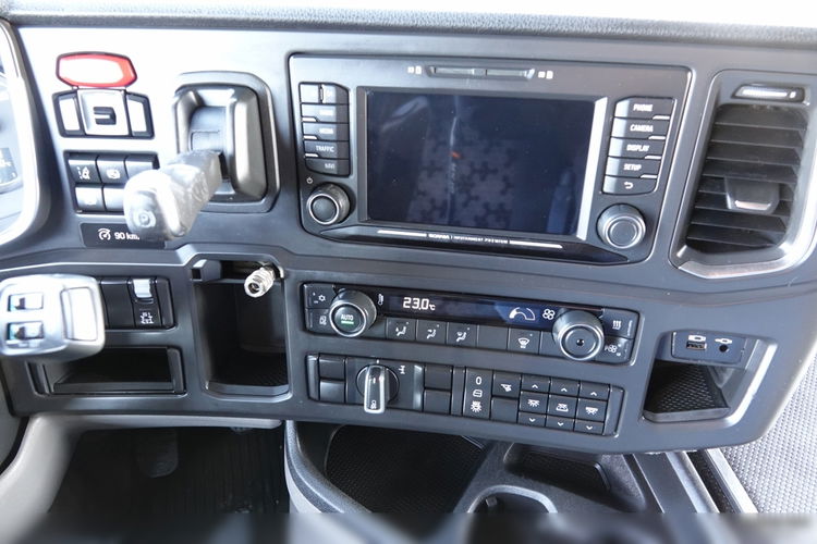 Scania R 450 / RETARDER / HYDRAULIKA / FULL AIR MATIC / PO KONTRAKCIE SERWISOWYM zdjęcie 29
