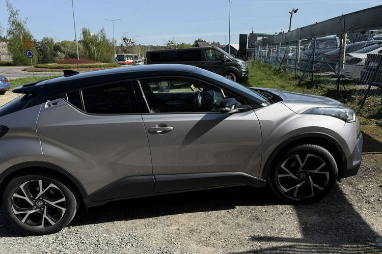 Toyota C-HR 1.2 turbo Automat 4X4 full ledy skóry navi kamera salon PL serwis gwar zdjęcie 2