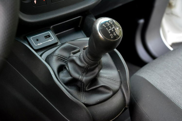 Fiat Doblo 1.3 Multijet Cargo Maxi Klimatronic Hak Nawigacja Bezwypadkowy zdjęcie 23