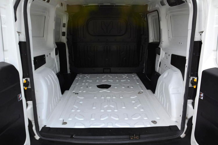 Fiat Doblo 1.3 Multijet Cargo Maxi Klimatronic Hak Nawigacja Bezwypadkowy zdjęcie 26