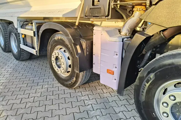 Renault C480 SILNIK 13L / 8x4 / WYWROTKA / HYDRAULICZNA TYLNA KLAPA / zdjęcie 12