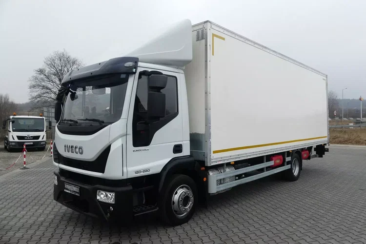 Iveco EURO CARGO 120-220 / KONTENER 7.30 + WINDA / EURO 6 / NISKI PRZEBIEG / zdjęcie 2