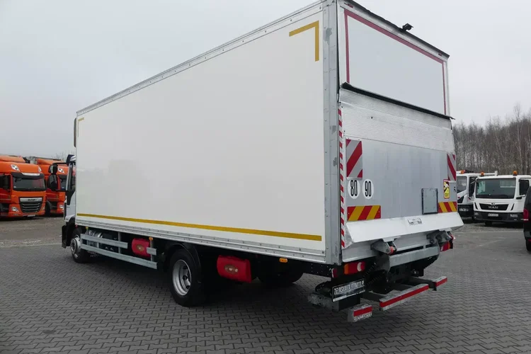 Iveco EURO CARGO 120-220 / KONTENER 7.30 + WINDA / EURO 6 / NISKI PRZEBIEG / zdjęcie 5