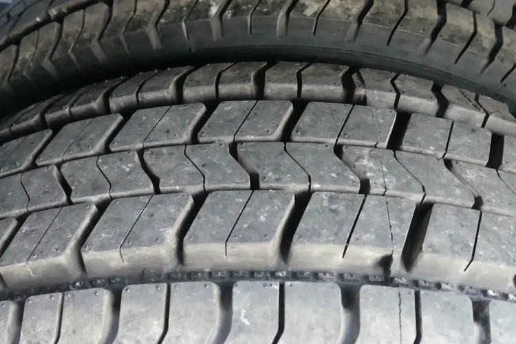 Iveco EUROCARGO 120E-220 / HAKOWIEC / EURO 6 / NISKI PRZEBIEG / MANUAL / zdjęcie 19