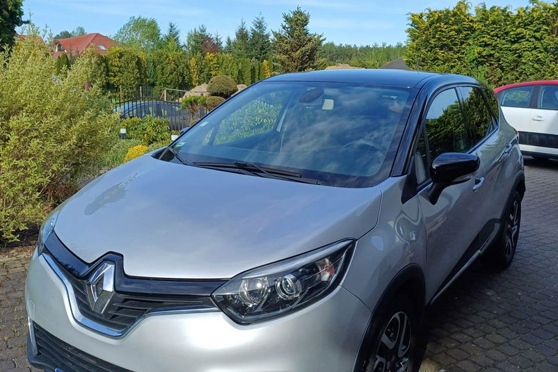 samochód osobowy Renault zdjęcie 1