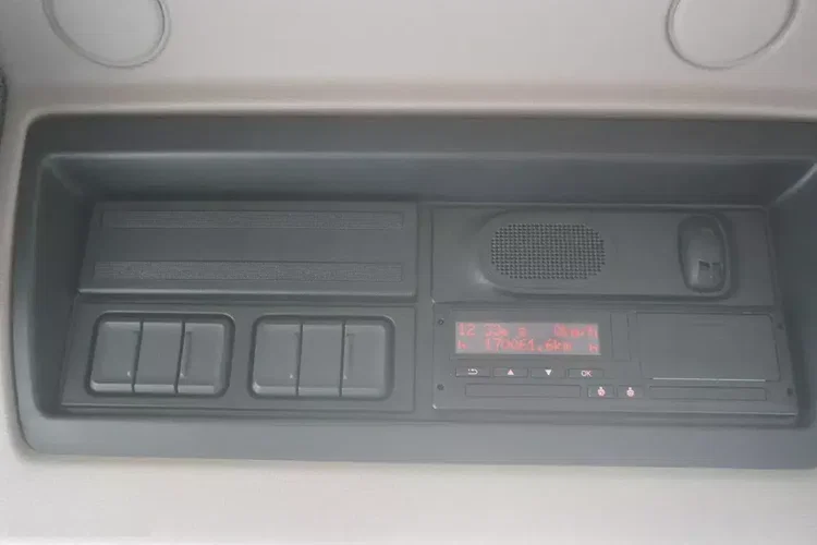 DAF LF 290 / Kontener 21 EPAL / 2021 zdjęcie 2