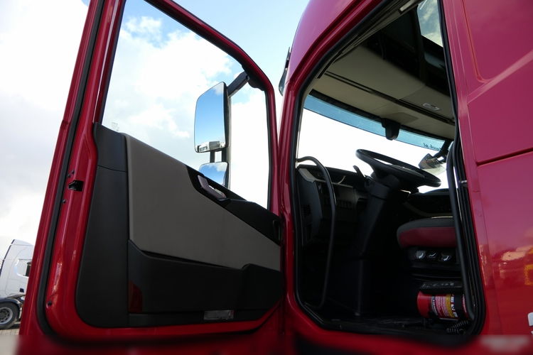 Volvo FH 460  / ZESTAW TANDEM 120 M3 / KLIMA POSTOJOWA / WIELTON / PRZEJAZDOWY / 2021 ROK / PO ZŁOTYM KONTRAKCIE SERWISOWYM  zdjęcie 59