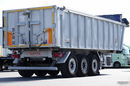 BENALU WYWROTKA / 28 m3 / ALUMINIOWA / OŚ PODNOSZONA / SAF / ALUFELGI / 5 100 KG / SPROWADZONA zdjęcie 7