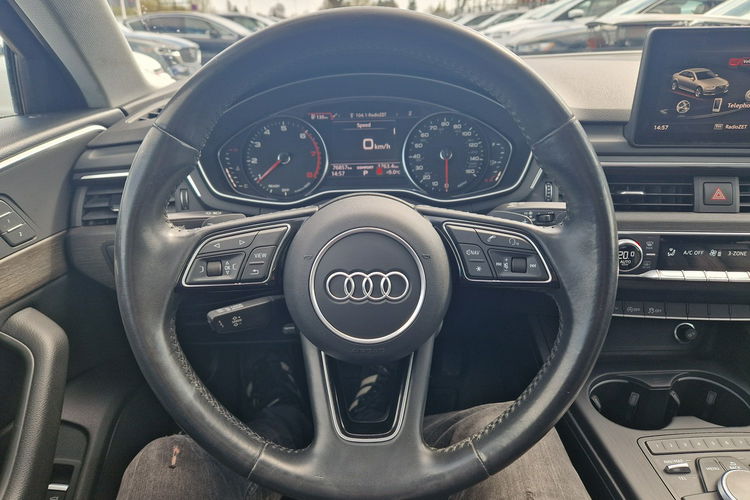 Audi A4 Czuj.MartwegoPola Skóra KameraCof Drewno Szyberdach Gwarancja ROK zdjęcie 13