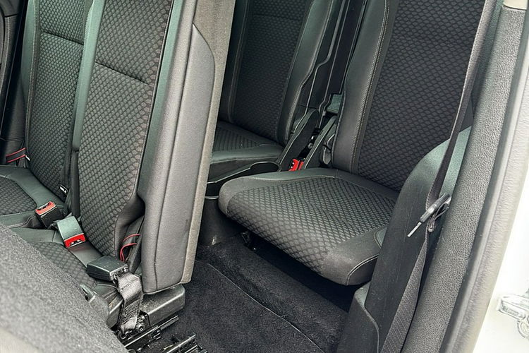 Opel Zafira Cosmo 7 foteli LED Xenon Gwarancja zdjęcie 17