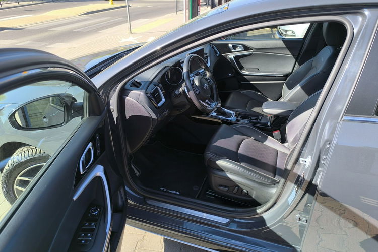 Kia Cee'd 1.4 GDi Turbo 140KM GT line Skóra Automat Navi zdjęcie 14