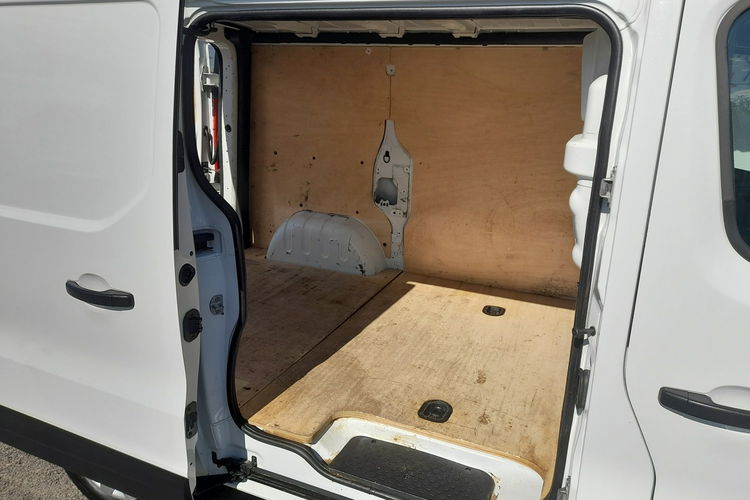 Renault Trafic Zarejestrowany i ubezpieczony, kamera cofania, klima, nawigacja. zdjęcie 8