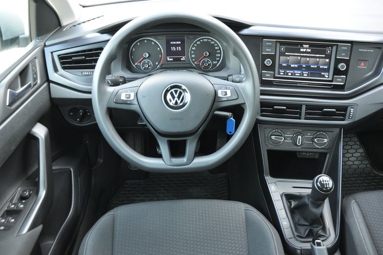 Volkswagen Polo 1.0B 80KM Manual Czuniki Park. Klimatyzacja Serwis Gwar. FV23% zdjęcie 20