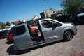 samochód osobowy Toyota zdjęcie 18