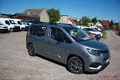 samochód osobowy Toyota zdjęcie 19
