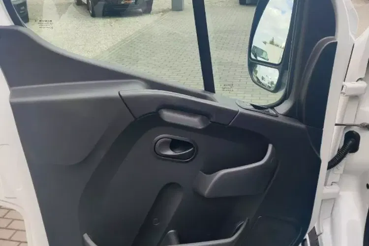 Renault Master zdjęcie 11