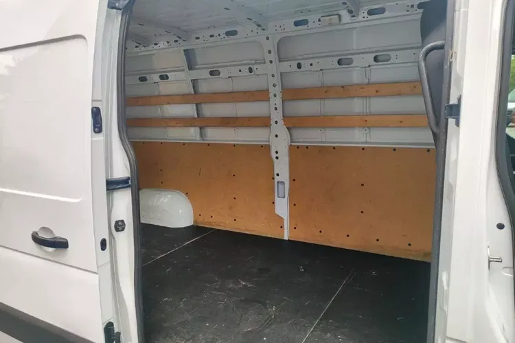 Renault Master zdjęcie 17