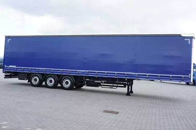 Schwarzmuller FIRANKA / OŚ PODNOSZONA / DACH PODNOSZONY zdjęcie 4