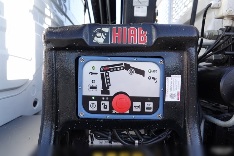 Mercedes -BENZ ATEGO 16.24 / 4X4 / WYWROTKA + HDS HIAB 111 BS-2  / PILOT /  ROTATOR /MANUAL  zdjęcie 27