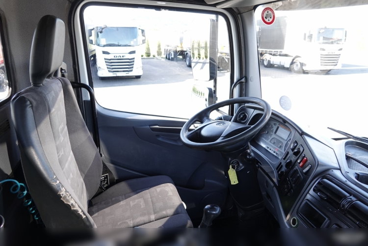 Mercedes -BENZ ATEGO 16.24 / 4X4 / WYWROTKA + HDS HIAB 111 BS-2  / PILOT /  ROTATOR /MANUAL  zdjęcie 39