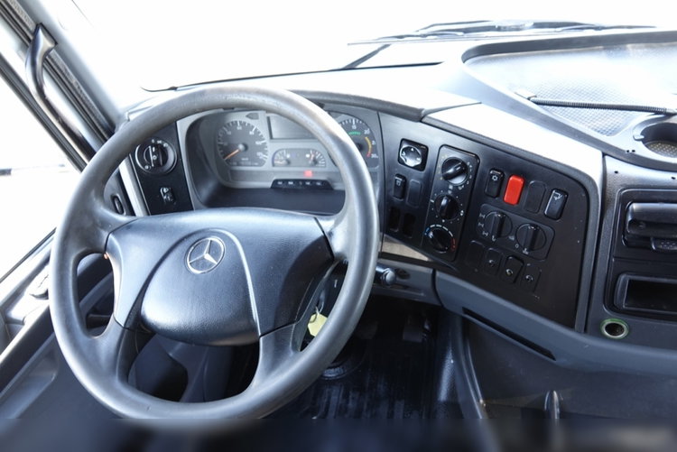 Mercedes -BENZ ATEGO 16.24 / 4X4 / WYWROTKA + HDS HIAB 111 BS-2  / PILOT /  ROTATOR /MANUAL  zdjęcie 40