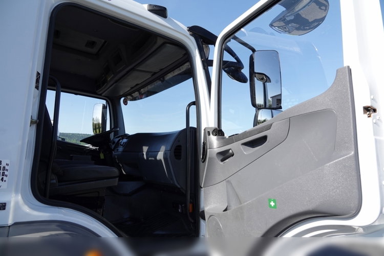 Mercedes -BENZ ATEGO 16.24 / 4X4 / WYWROTKA + HDS HIAB 111 BS-2  / PILOT /  ROTATOR /MANUAL  zdjęcie 45