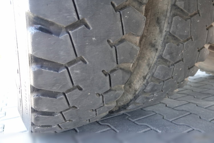 Renault KERAX 430  / 8X4 / BETONOMIESZARKA / GRUSZKA / SCHWING  STETTER zdjęcie 26