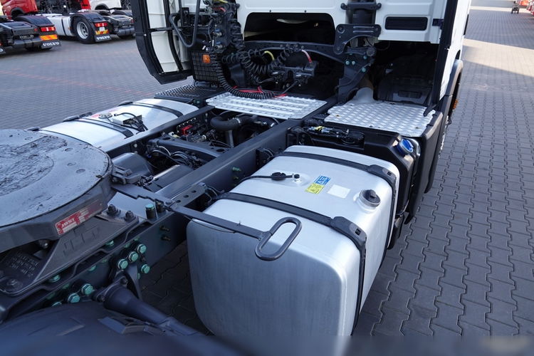 Scania R 450 / RETARDER / KLIMA POSTOJOWA / OPONY 100 % / PO KONTRAKCIE SERWISOWYM zdjęcie 16