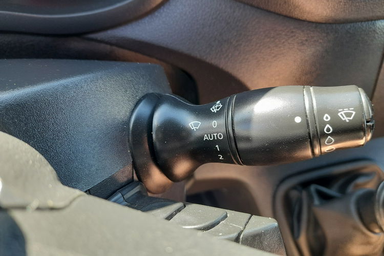 Renault Master Brygadowka 7mio osobowa, przygotowana do rejestracji zdjęcie 17