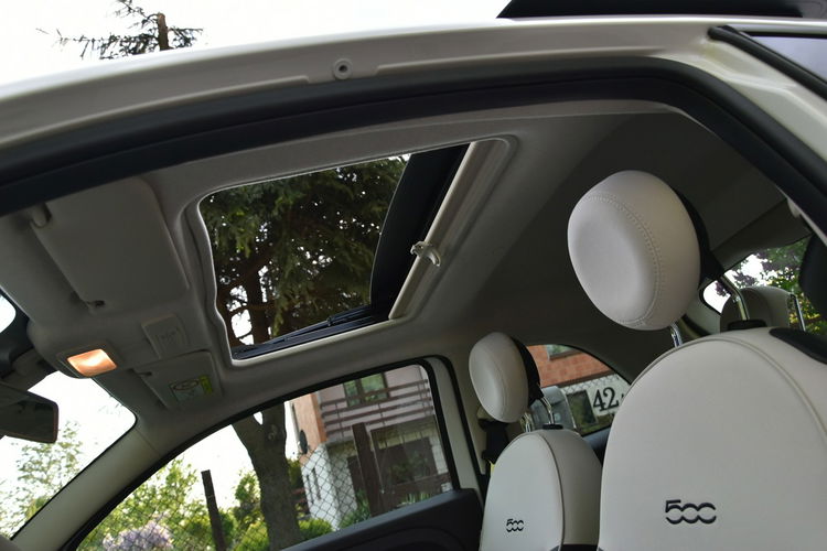 Fiat 500 1.2 70KM Automat 2020r. Polski SALON Lounge Panorama LED Klima zdjęcie 11