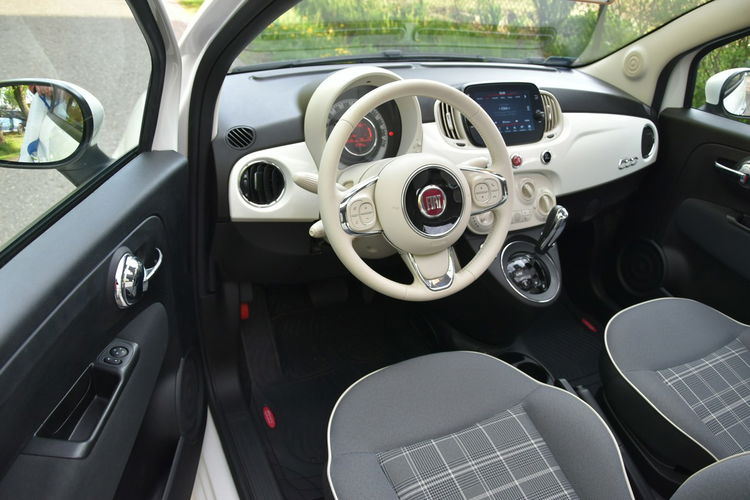 Fiat 500 1.2 70KM Automat 2020r. Polski SALON Lounge Panorama LED Klima zdjęcie 12
