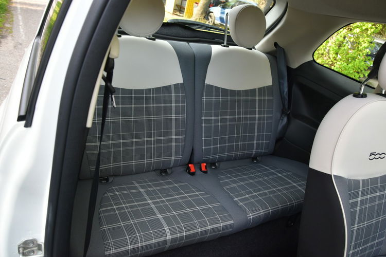 Fiat 500 1.2 70KM Automat 2020r. Polski SALON Lounge Panorama LED Klima zdjęcie 27