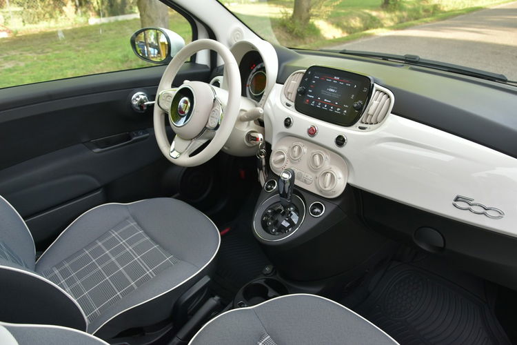 Fiat 500 1.2 70KM Automat 2020r. Polski SALON Lounge Panorama LED Klima zdjęcie 8