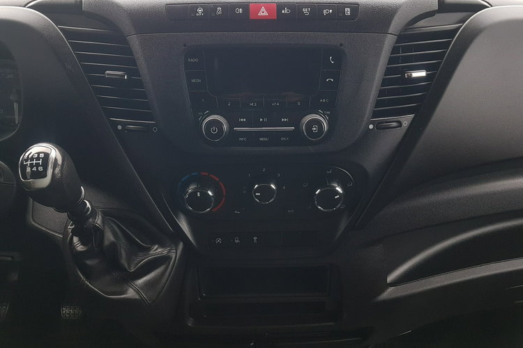 Iveco Daily KONTENER NISKOPODŁOGOWY 4.43x2.23x2.42 SKLEP BAR FOODTRUCK KAMPER AC zdjęcie 10