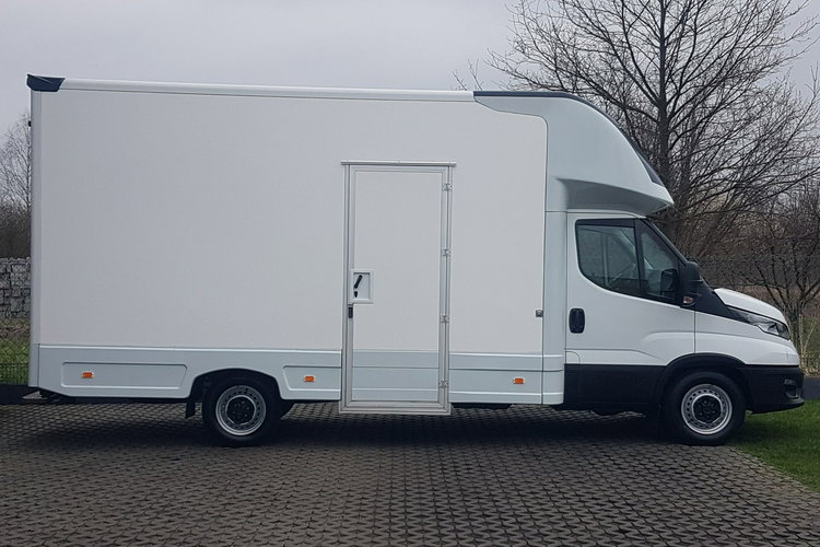 Iveco Daily KONTENER NISKOPODŁOGOWY 4.43x2.23x2.42 SKLEP BAR FOODTRUCK KAMPER AC zdjęcie 12