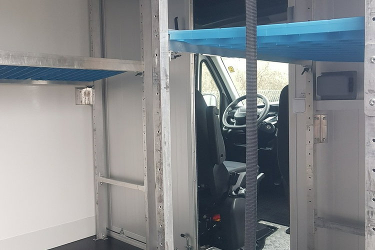 Iveco Daily KONTENER NISKOPODŁOGOWY 4.43x2.23x2.42 SKLEP BAR FOODTRUCK KAMPER AC zdjęcie 26