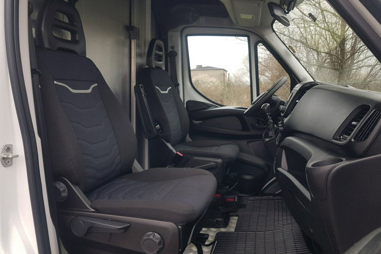 Iveco Daily KONTENER NISKOPODŁOGOWY 4.43x2.23x2.42 SKLEP BAR FOODTRUCK KAMPER AC zdjęcie 8