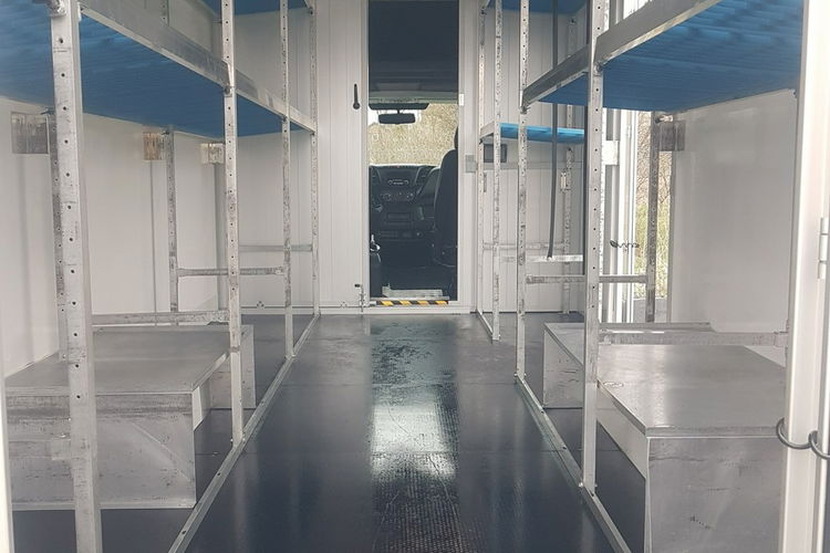 Iveco Daily KONTENER NISKOPODŁOGOWY 4.43x2.23x2.42 SKLEP BAR FOODTRUCK KAMPER AC zdjęcie 35